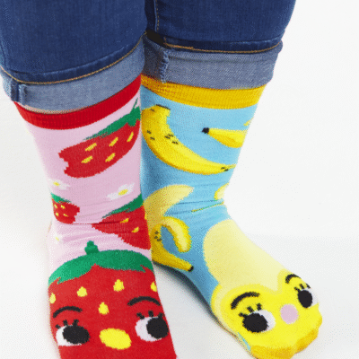 ADULT STRAWBERRY & BANANA SOCKS